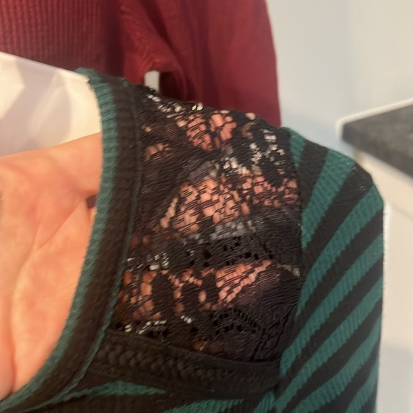 Top Bundle - Picture 4 of 5